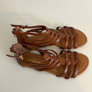 Girls gladiator sandals